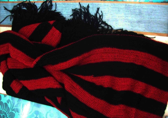 Peruvian Baby Alpaca Throw blanket Extra-single-size Crochet knit_black_red-v3_sd