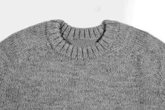 Royal Alpaca Crewneck Sweater grey _COB1_ AMZN222_sd1