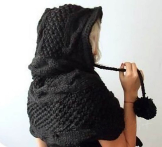 Knitted-Hooded-Scarf-1-2-550x497sd333sd