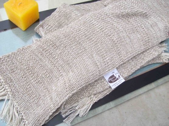 Peruvian Royal Alpaca throw blanket_crochet knit_beige_white_v2_sd