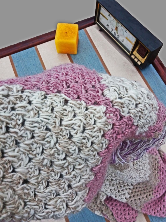 Royal Alpaca Throw blanket_ v222 pink-beige-ivory_crochet_ v222_sd