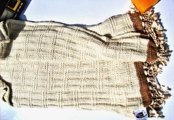 Peruvian Royal Alpaca Chunky knit Throw blanket_v3_sd